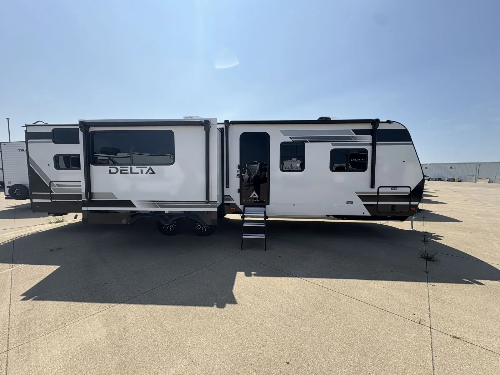 2026 Alliance RV Delta 321BH - Photo 2