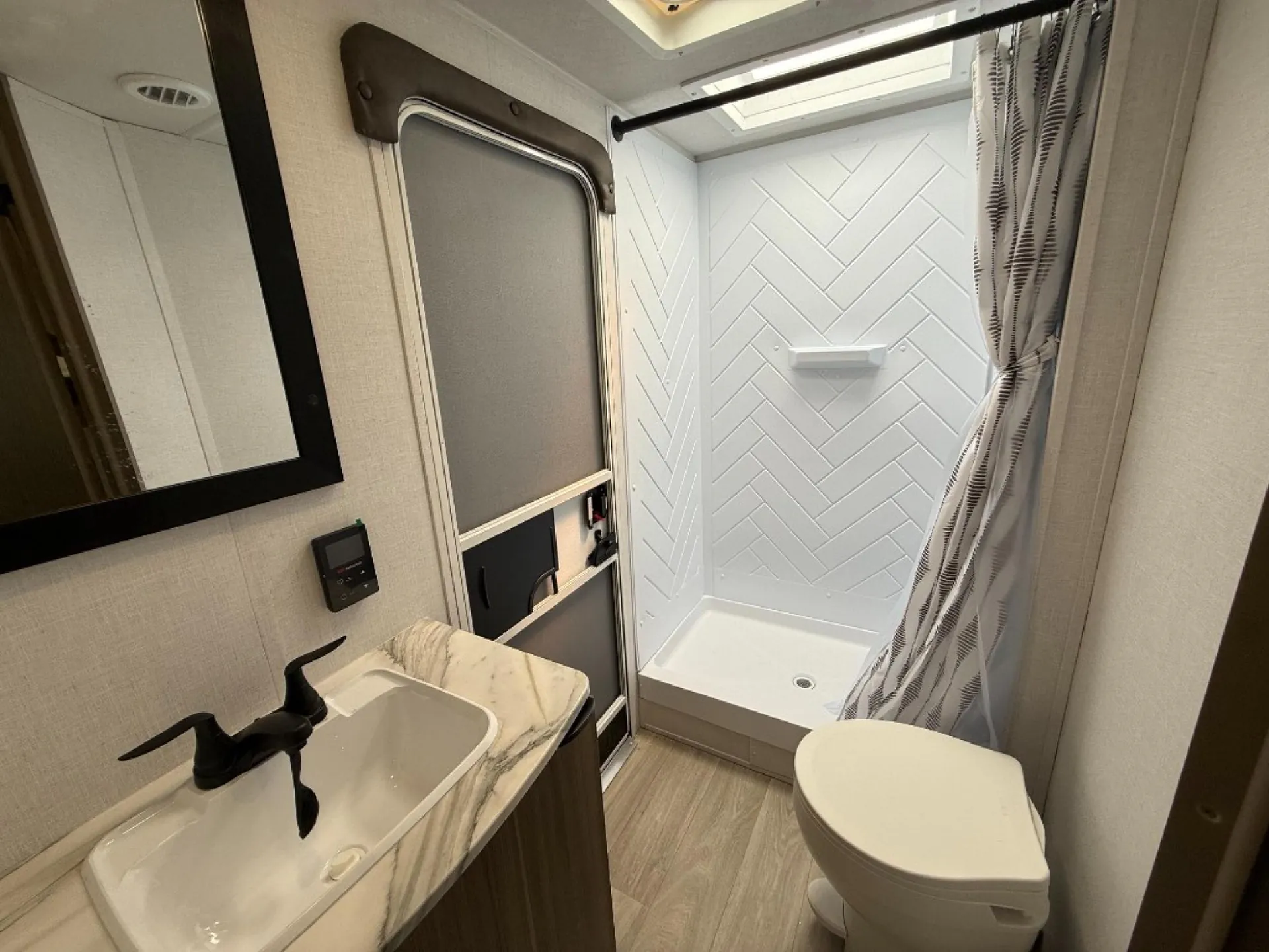2027 Forest River Wildwood 263BHXL — Photo 7