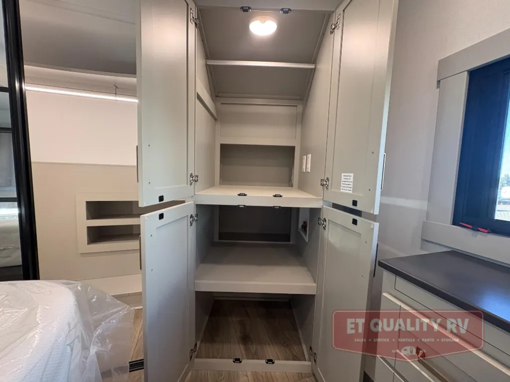 2026 Brinkley Model Z 3515, Photos photo 42