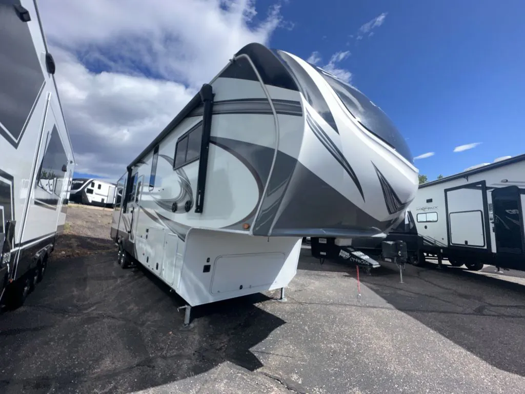 2023 Grand Design Solitude 330RE - Photo 2