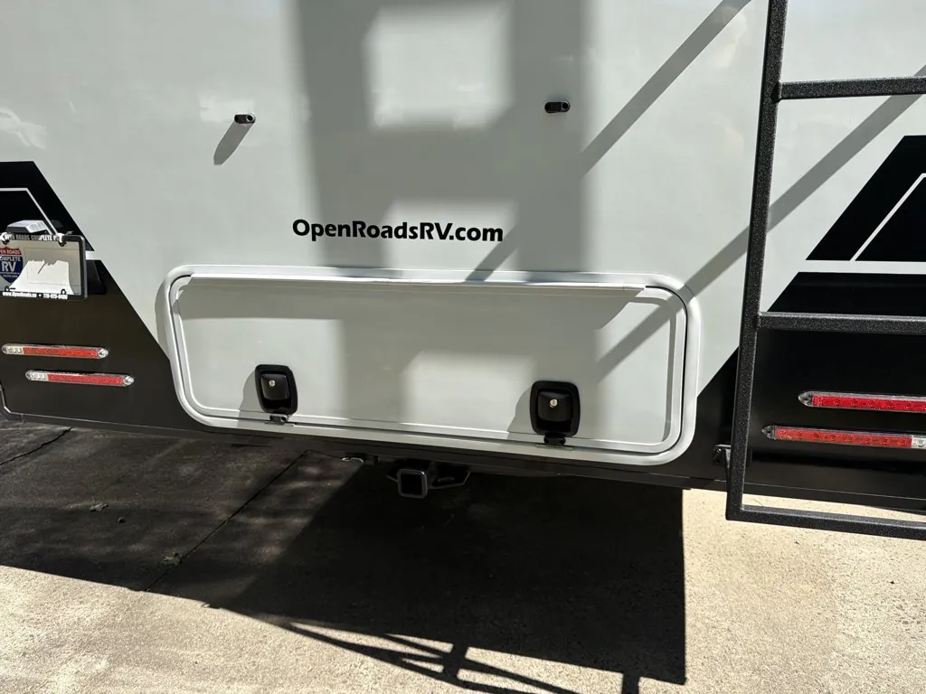 2025 Brinkley Model Z 3610, Photos photo 9