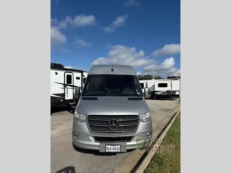 2019 Mercedes Sprinter Used    Sprinter - Photo 2