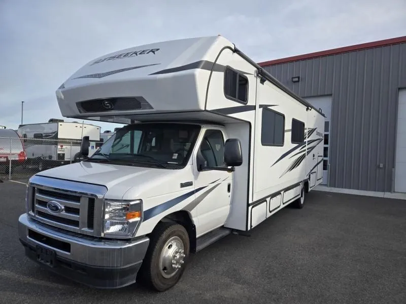 2024 Forest River Sunseeker Classic 3010DS - Photo 4