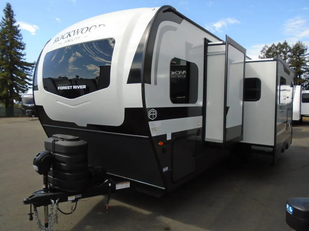 2026 Forest River Rockwood Mini Lite 2522FB - Photo 2