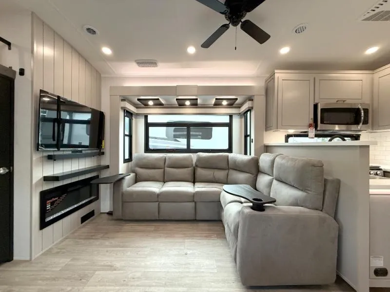 2027 Jayco North Point 395DSDB - Photo 4