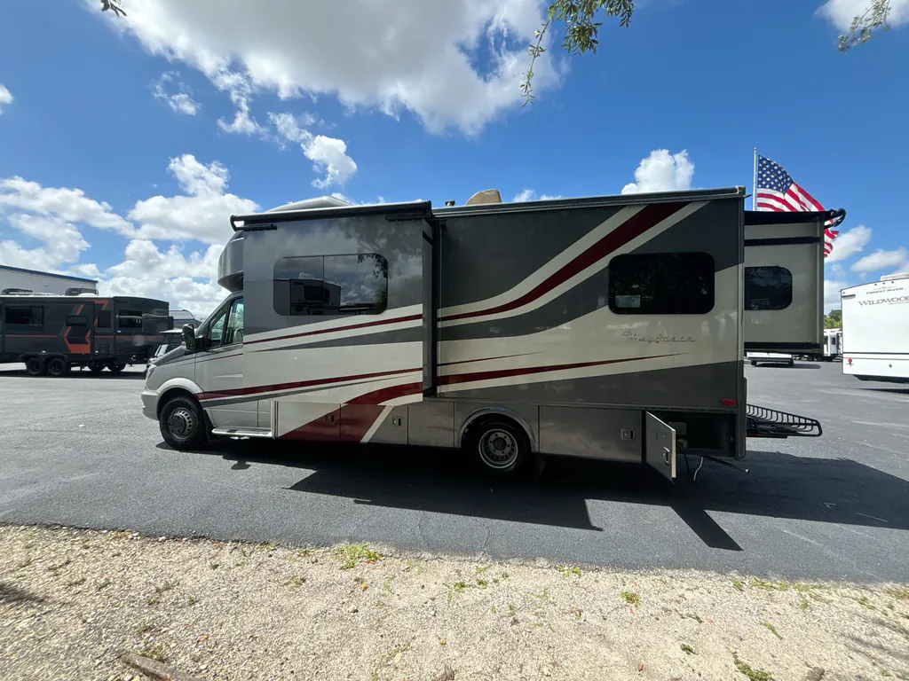 2019 Tiffin Wayfarer 25 QW, Photos photo 7