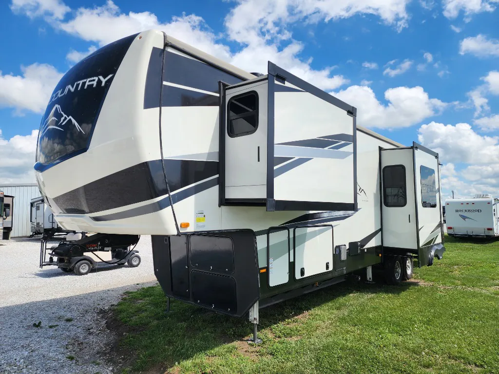 2022 Heartland Big Country BC 3703 RK - Photo 4
