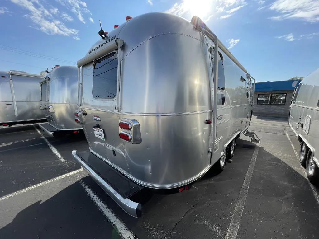 2018 Airstream International Serenity 23CB - Photo 4