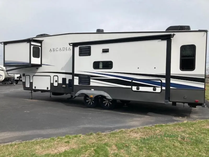 2021 Keystone Arcadia 3660RL - Photo 4