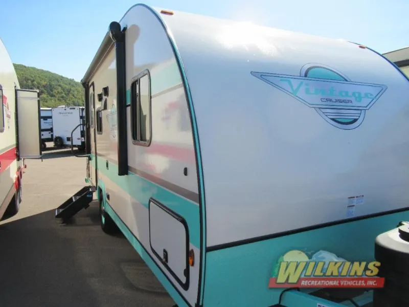 2026 Gulf Stream RV Vintage Cruiser 19CSK - Photo 2