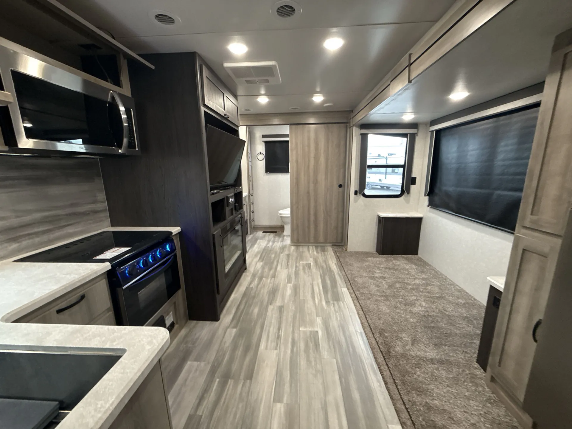2021 Winnebago Voyage 2427RB — living area main