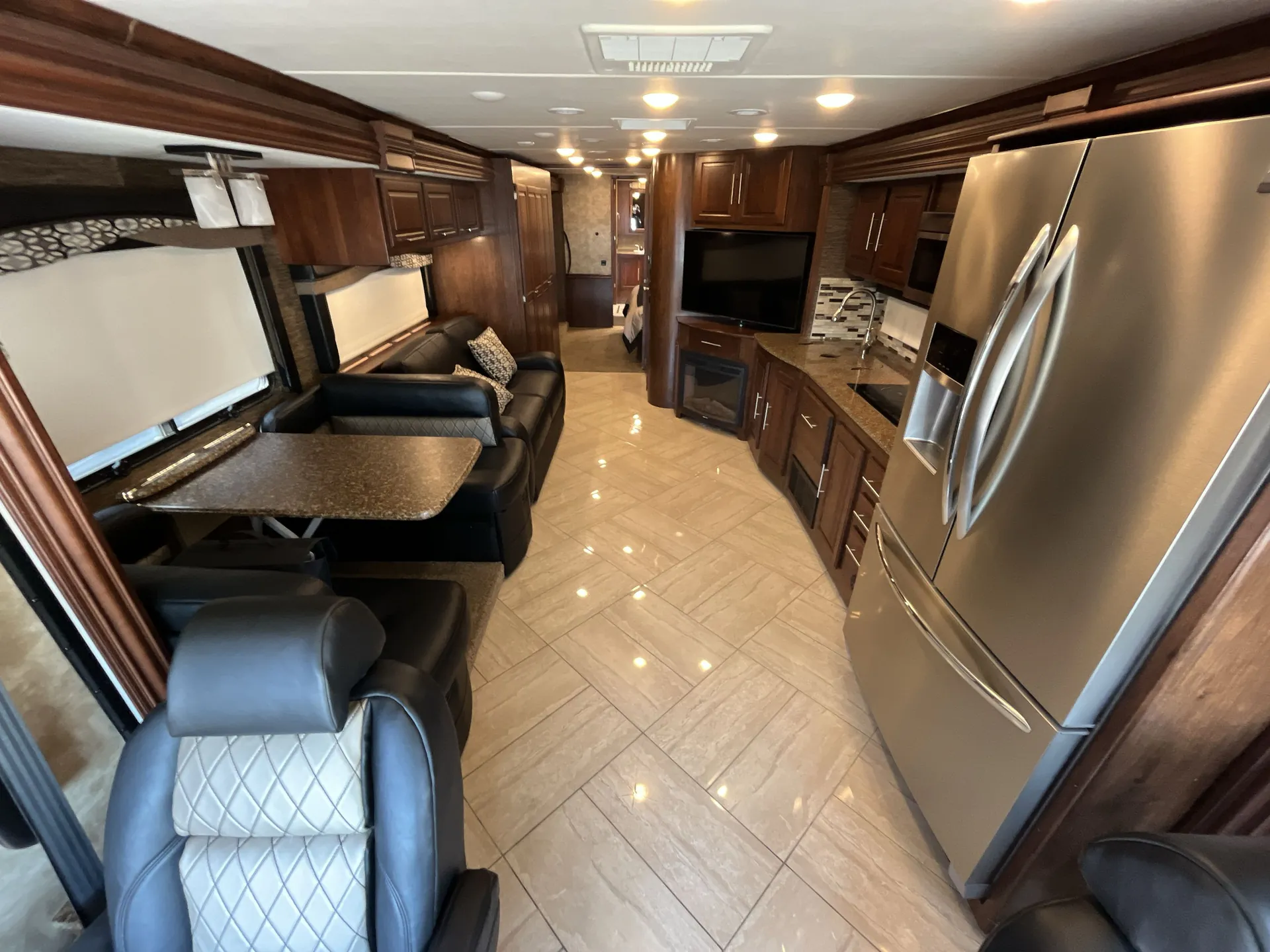 2016 Coachmen Sportscoach Cross Country 407FW — living area main
