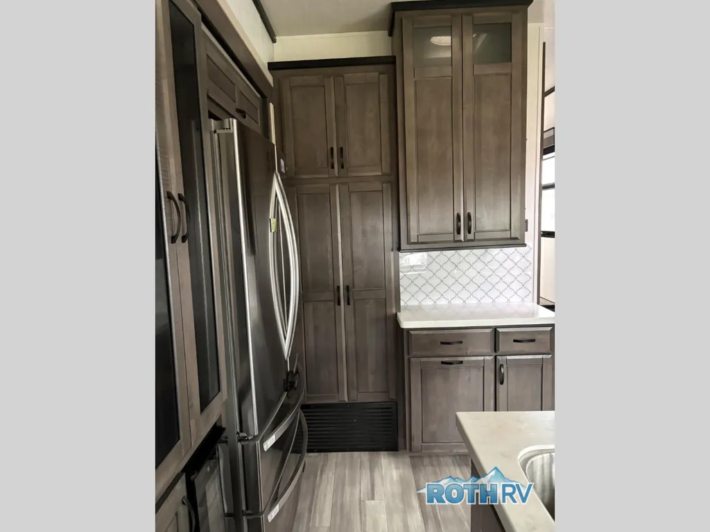 2022 Forest River Cedar Creek Champagne Edition 38EL, Photos photo 15