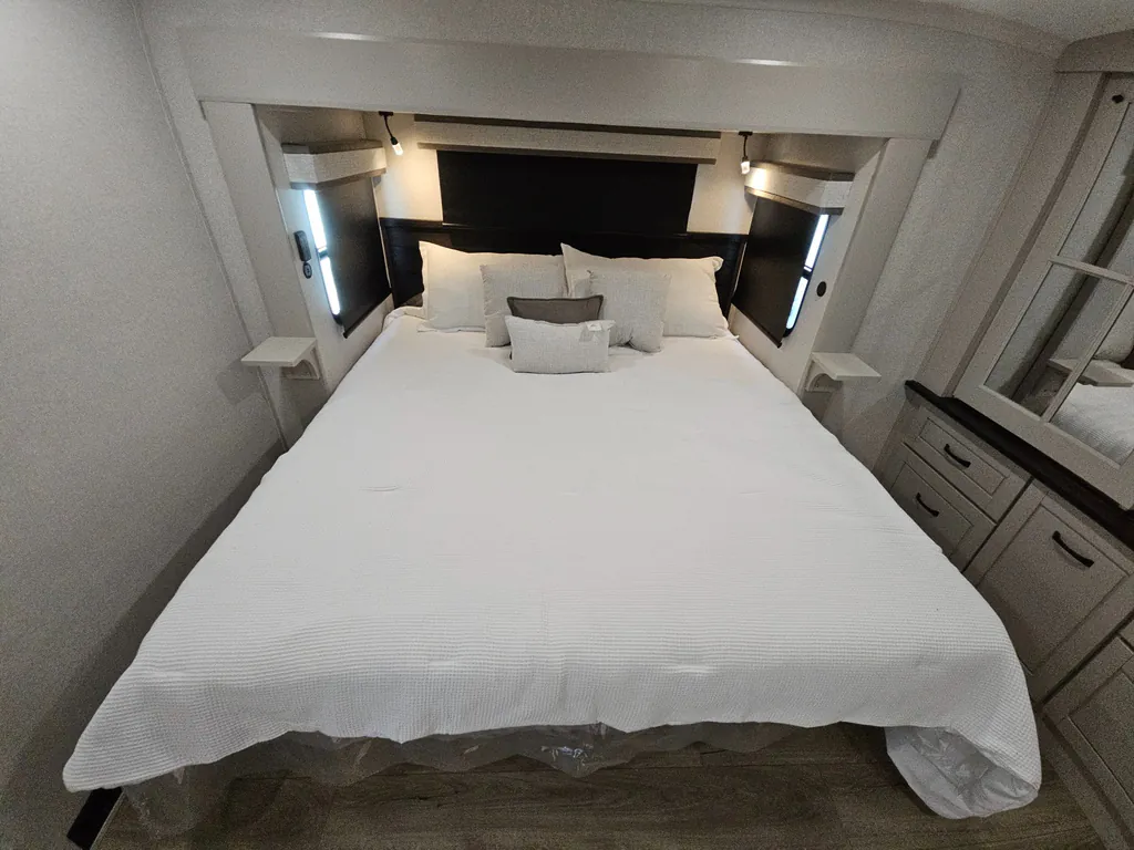 2026 Jayco North Point 395DSDB, Photos photo 25