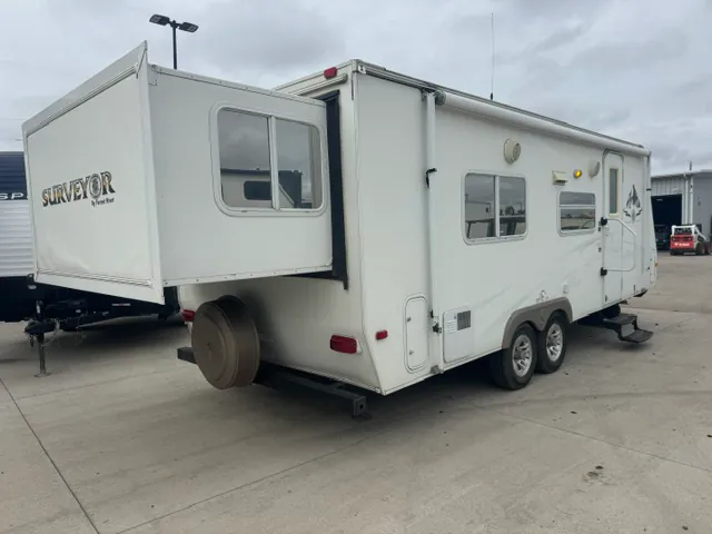 2009 Forest River Surveyor SV-235RKS - Photo 3