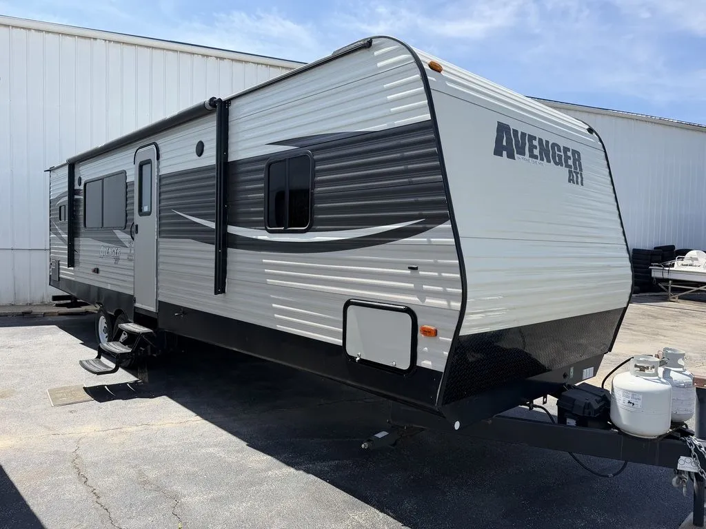 2018 Forest River Cherokee Grey Wolf Black Label 22RRBL - Photo 2