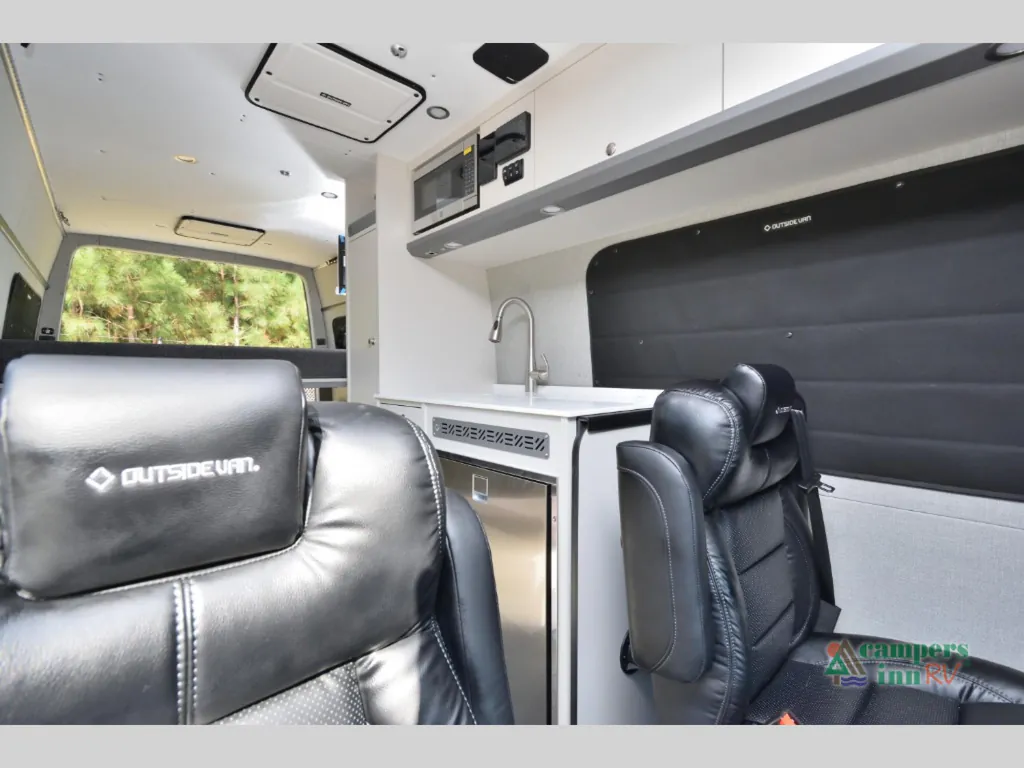 2023 Outside Van Approach 170, Photos photo 7