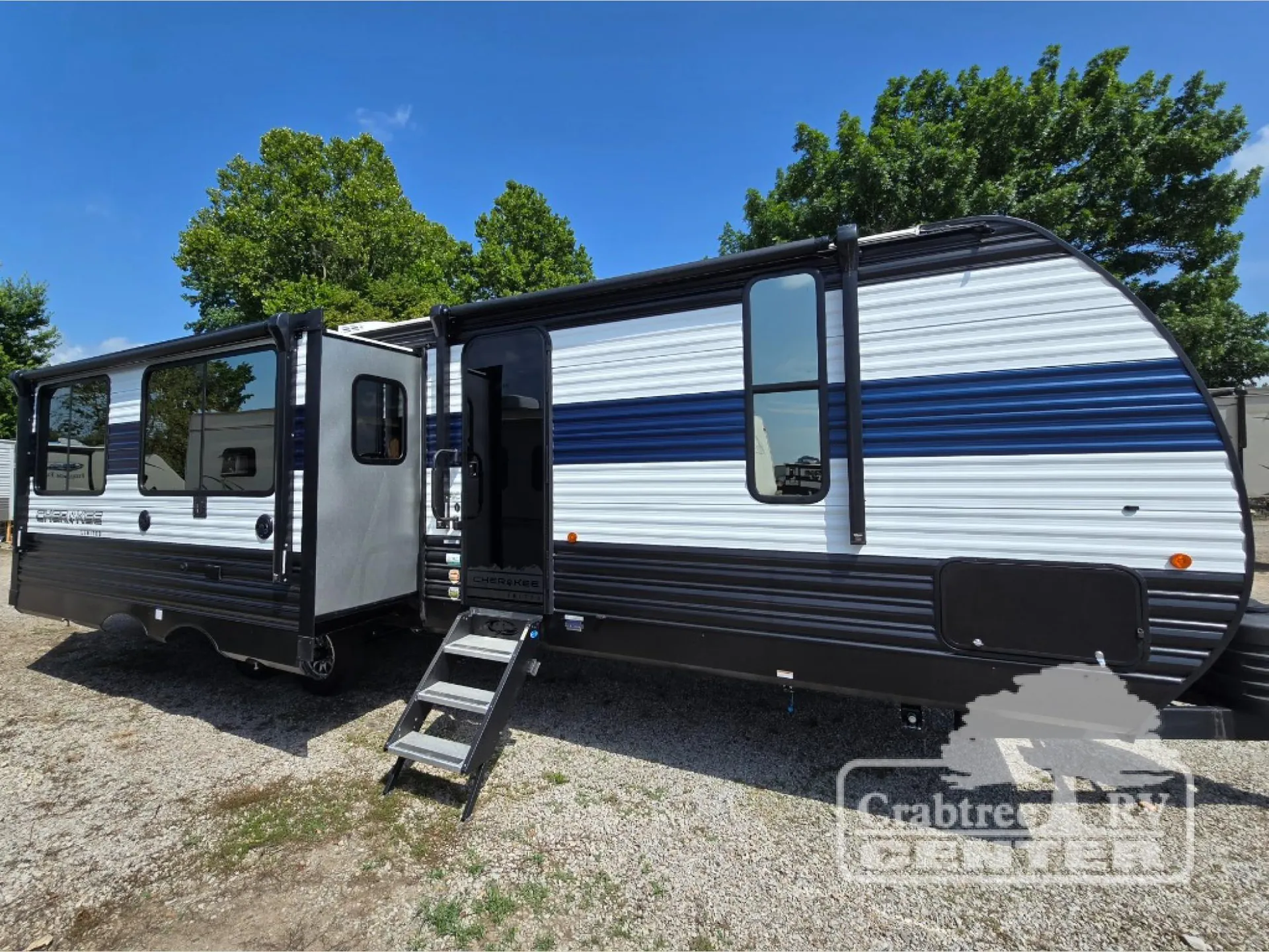 2024 Forest River Cherokee Black Label 274WKBL - Photo 2