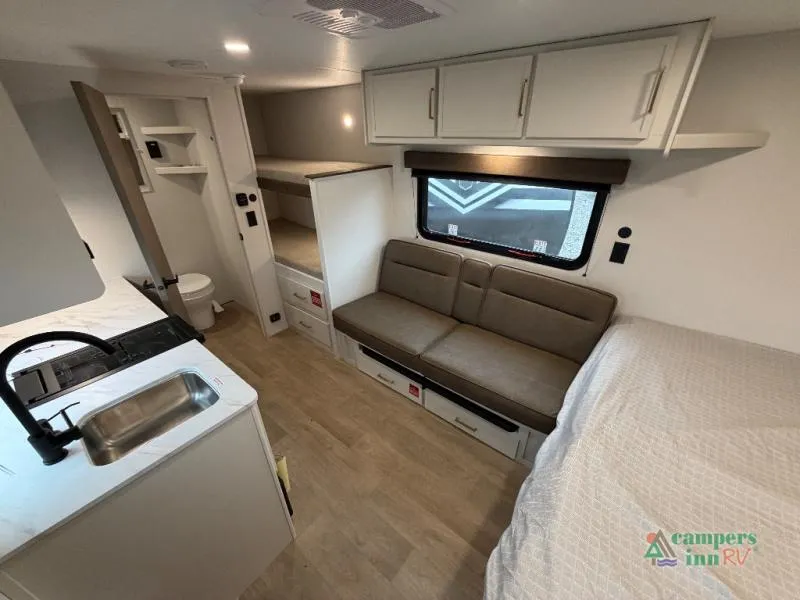 2026 Grand Design Transcend One 151BH - Photo 3