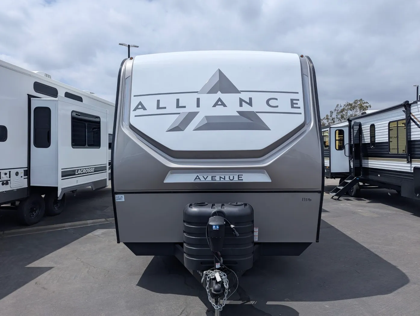 2026 Alliance RV Avenue 298RL - Photo 3