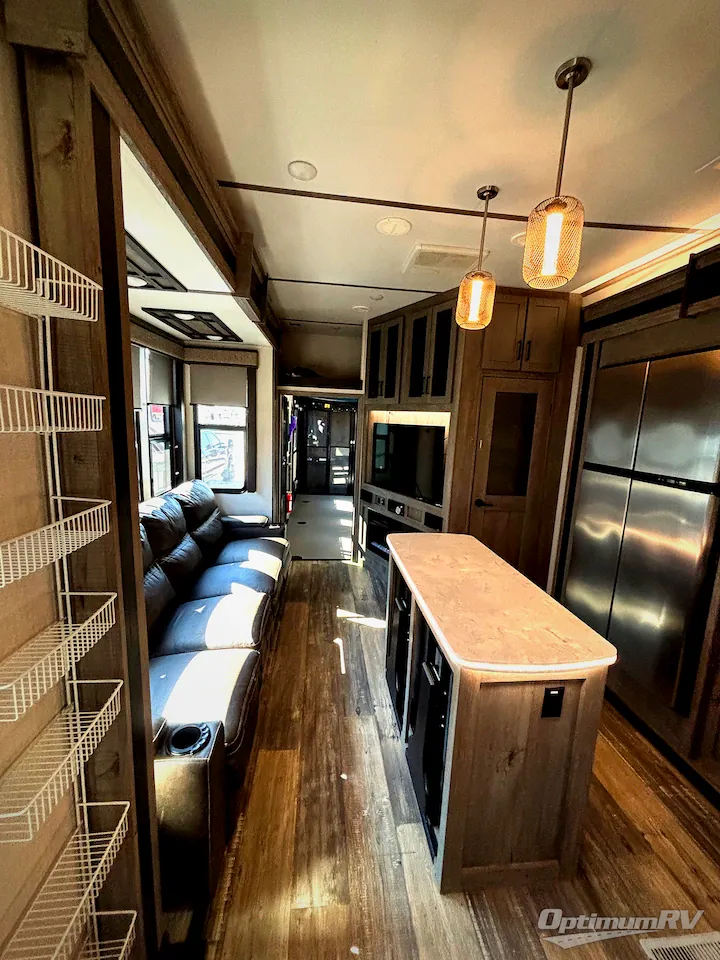 2019 Keystone Raptor 415, Photos photo 4