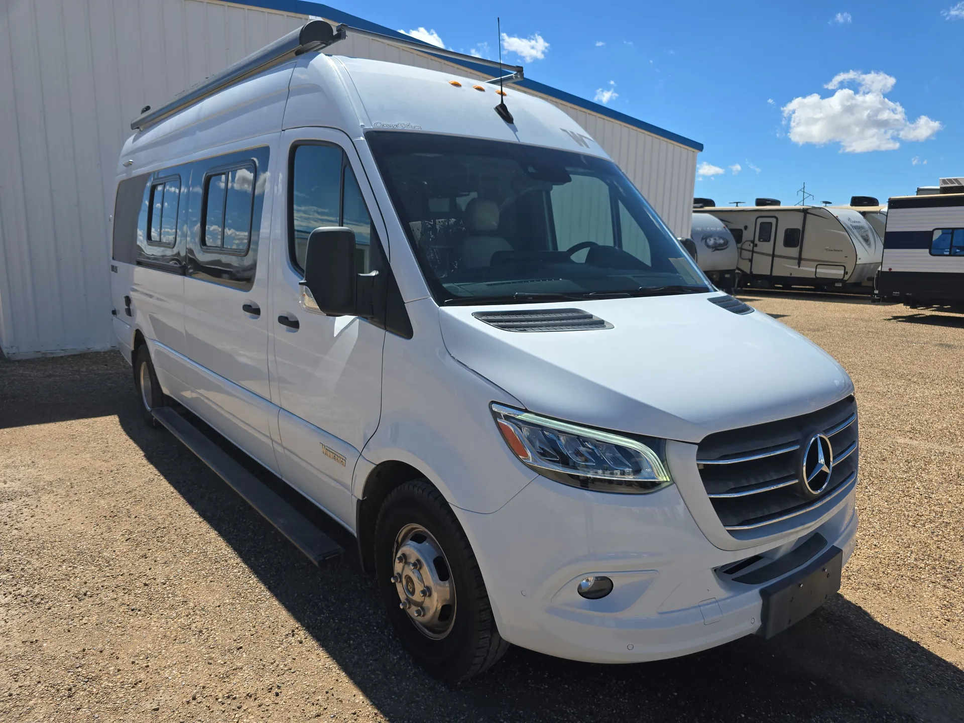 2020 Winnebago Boldt 70KL - Photo 2