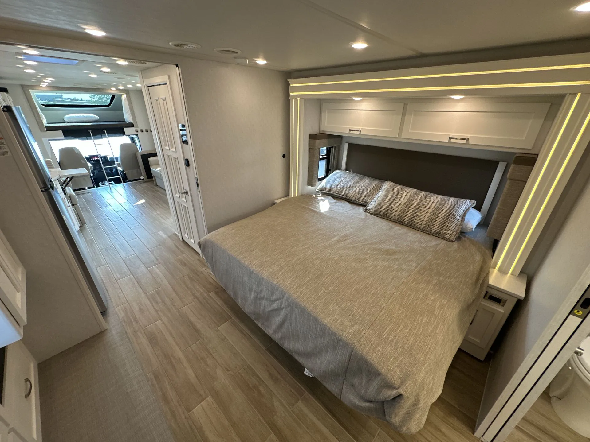 2026 Newmar Grand Star 3948 - Photo 3