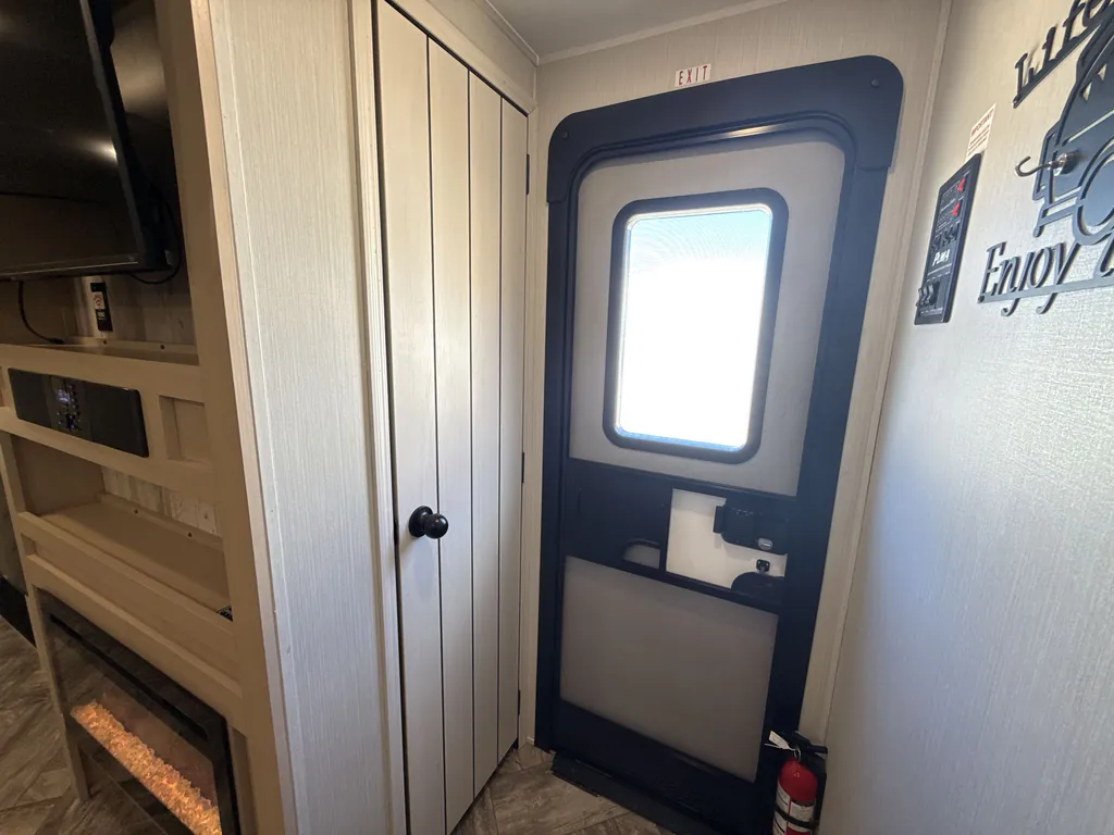 2023 Forest River Puma 31QBBH, Photos photo 38