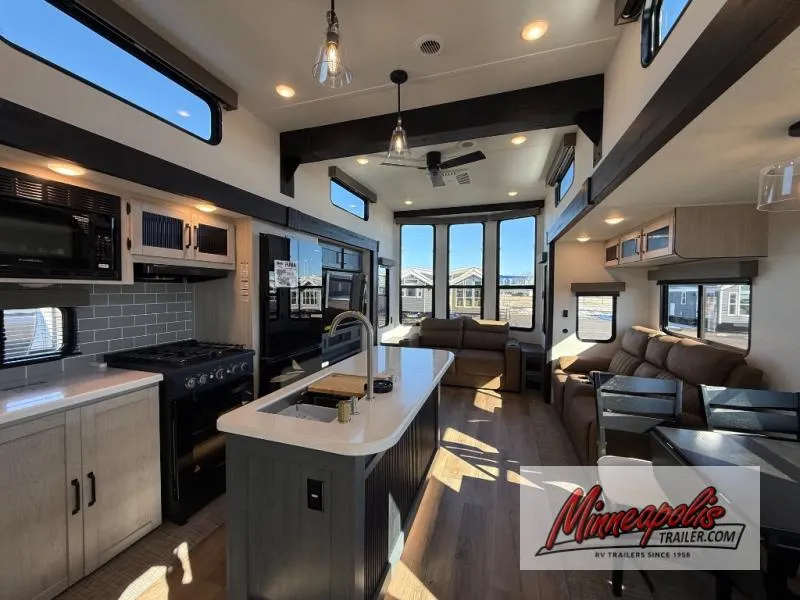 2026 Forest River Puma Vista 402LFT - Photo 3