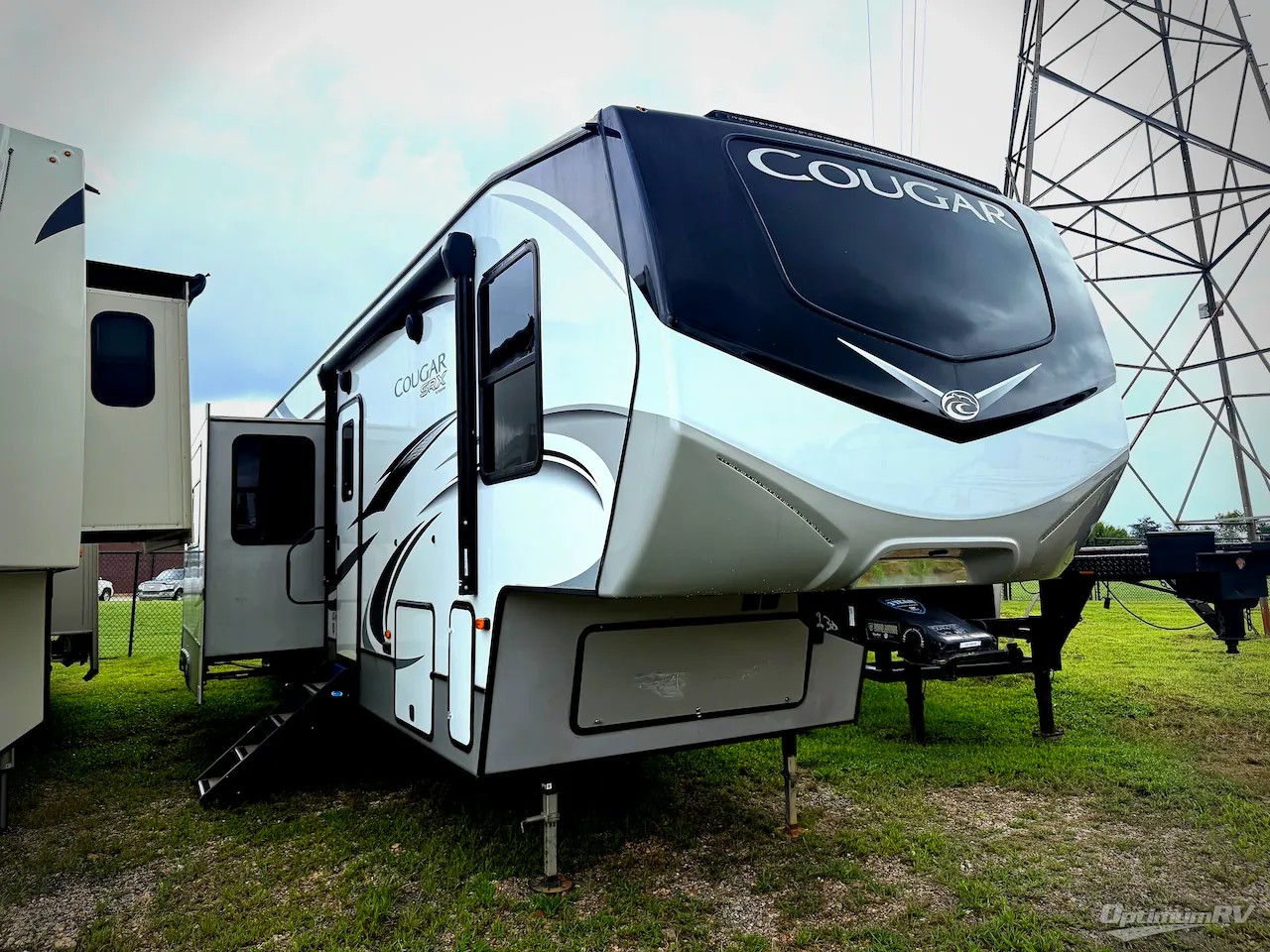 2020 Keystone Cougar 353SRX - Photo 2