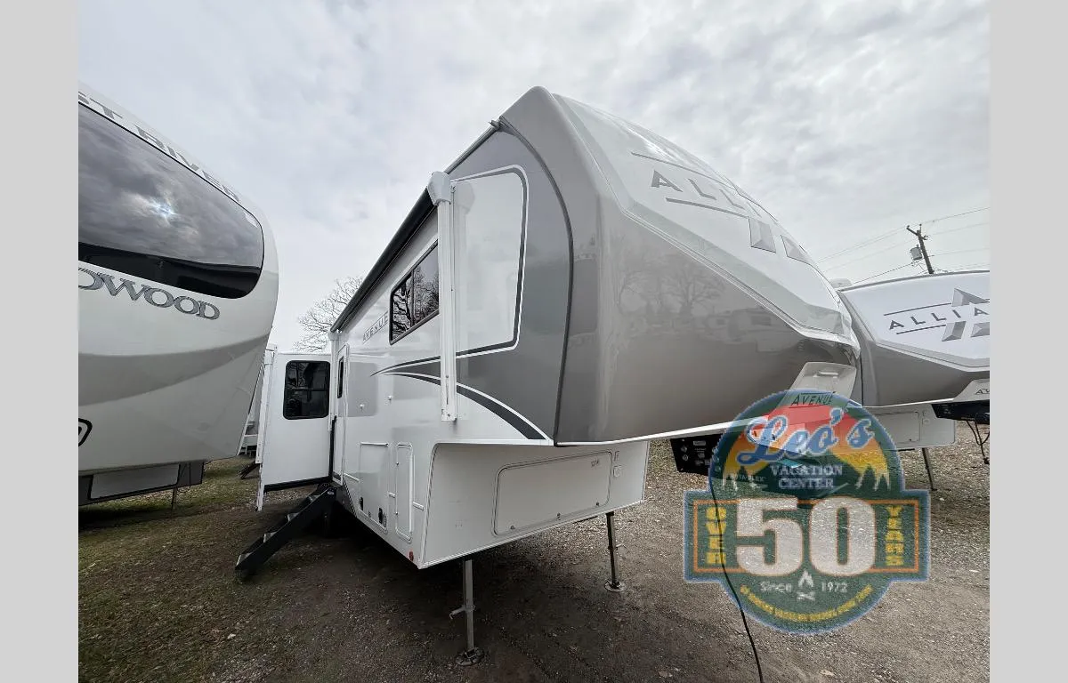2026 Alliance RV Avenue 32RLS - Photo 4
