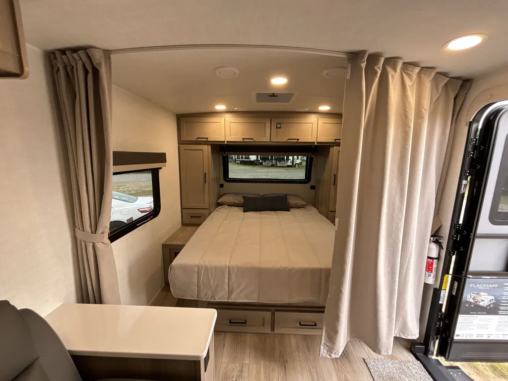 2026 Forest River Flagstaff Micro Lite 25FBT, Photos photo 13