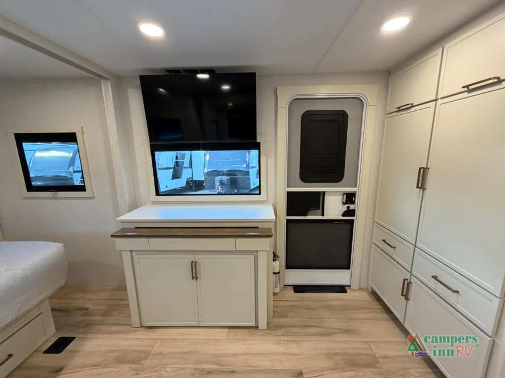 2026 Brinkley Model Ix 23X, Photos photo 12