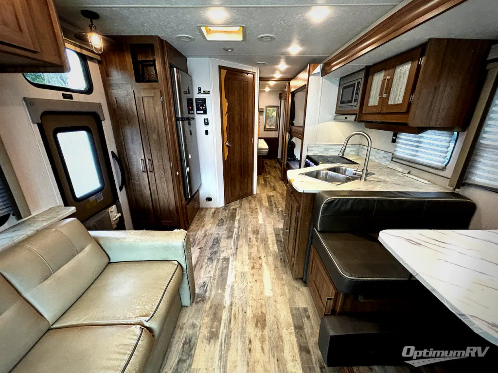 2020 Coachmen Pursuit 31BH, Photos photo 4