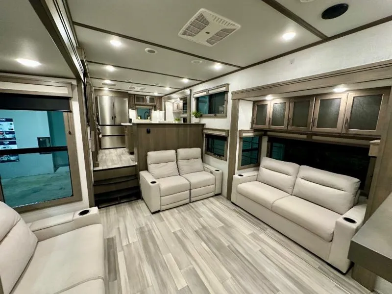 2024 Grand Design Solitude 390RK - Photo 3