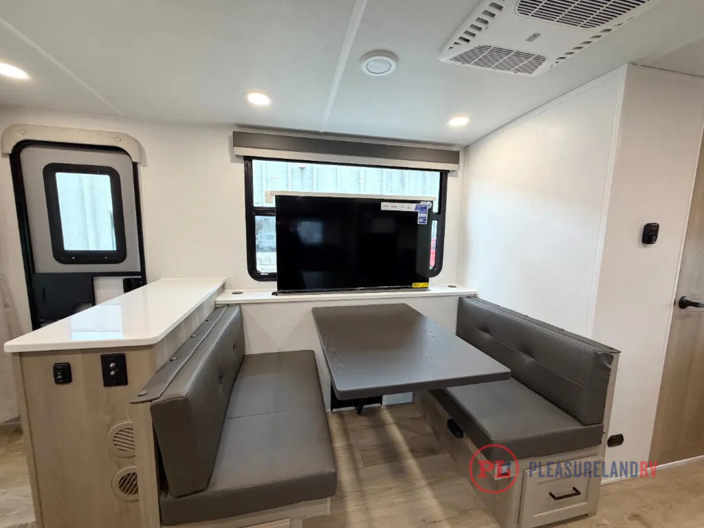 2026 Forest River Flagstaff Micro Lite 25FBD, Photos photo 16