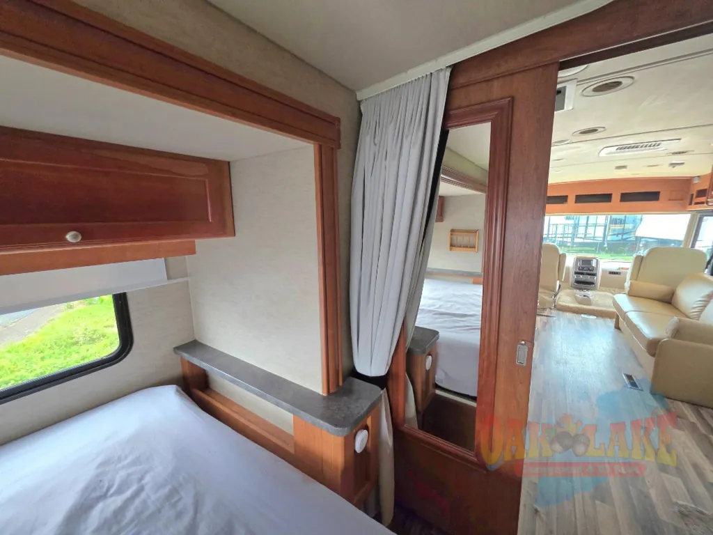 2018 Winnebago Sunstar 27P, Photos photo 30