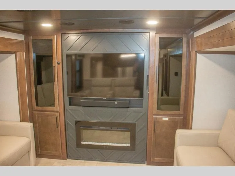 2025 Forest River RiverStone 425FO - Photo 4