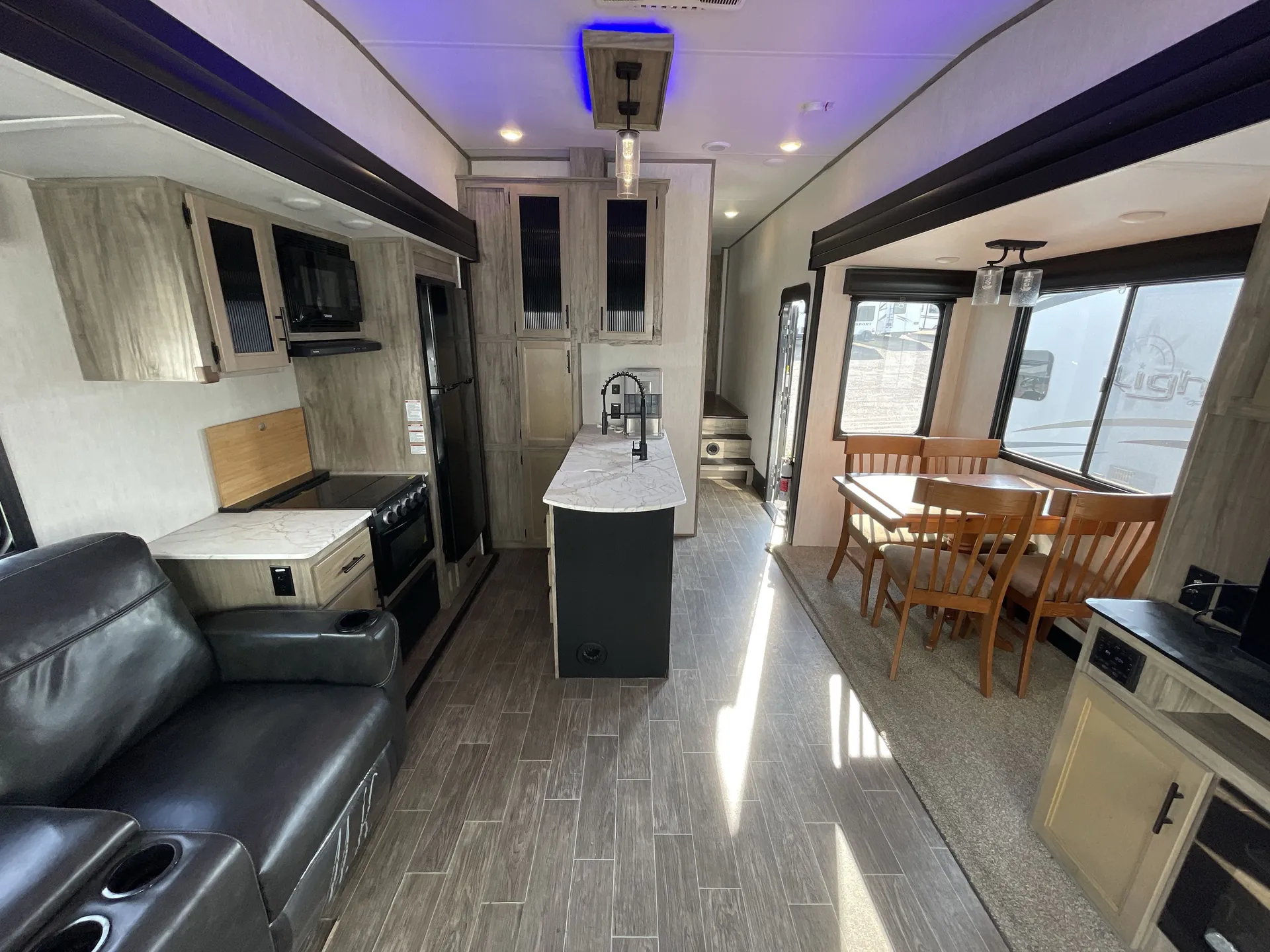 2022 Forest River Cherokee Arctic Wolf 3660 SUITE — living area main