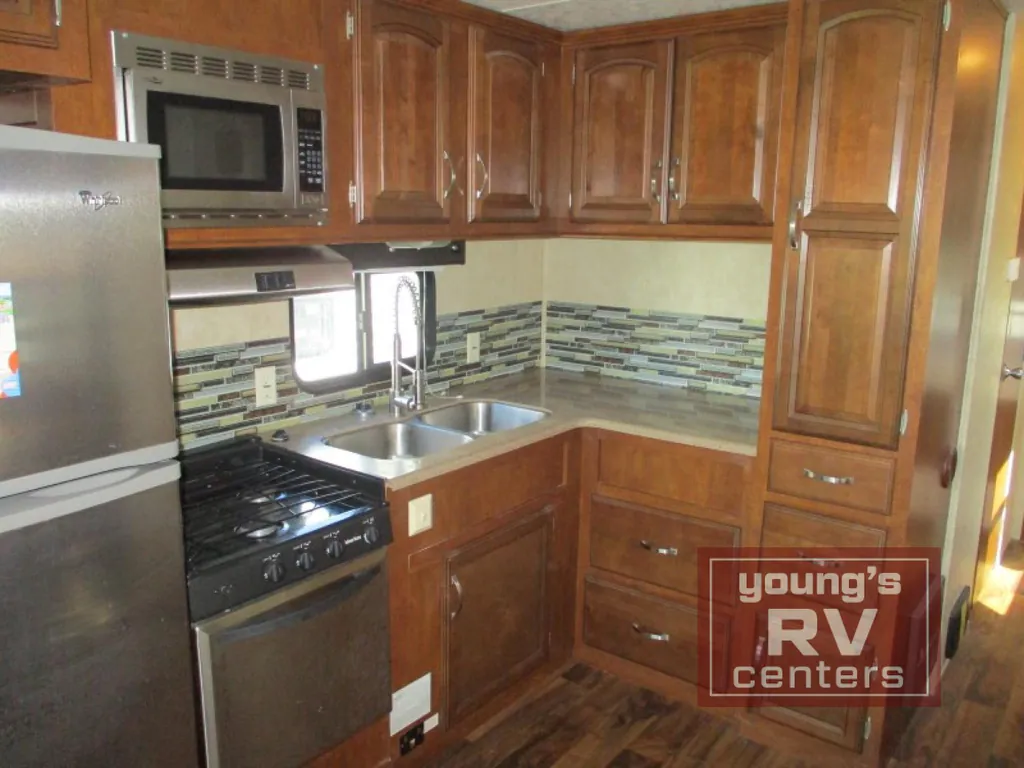 2016 Forest River Salem Villa 353FLFB, Photos photo 15