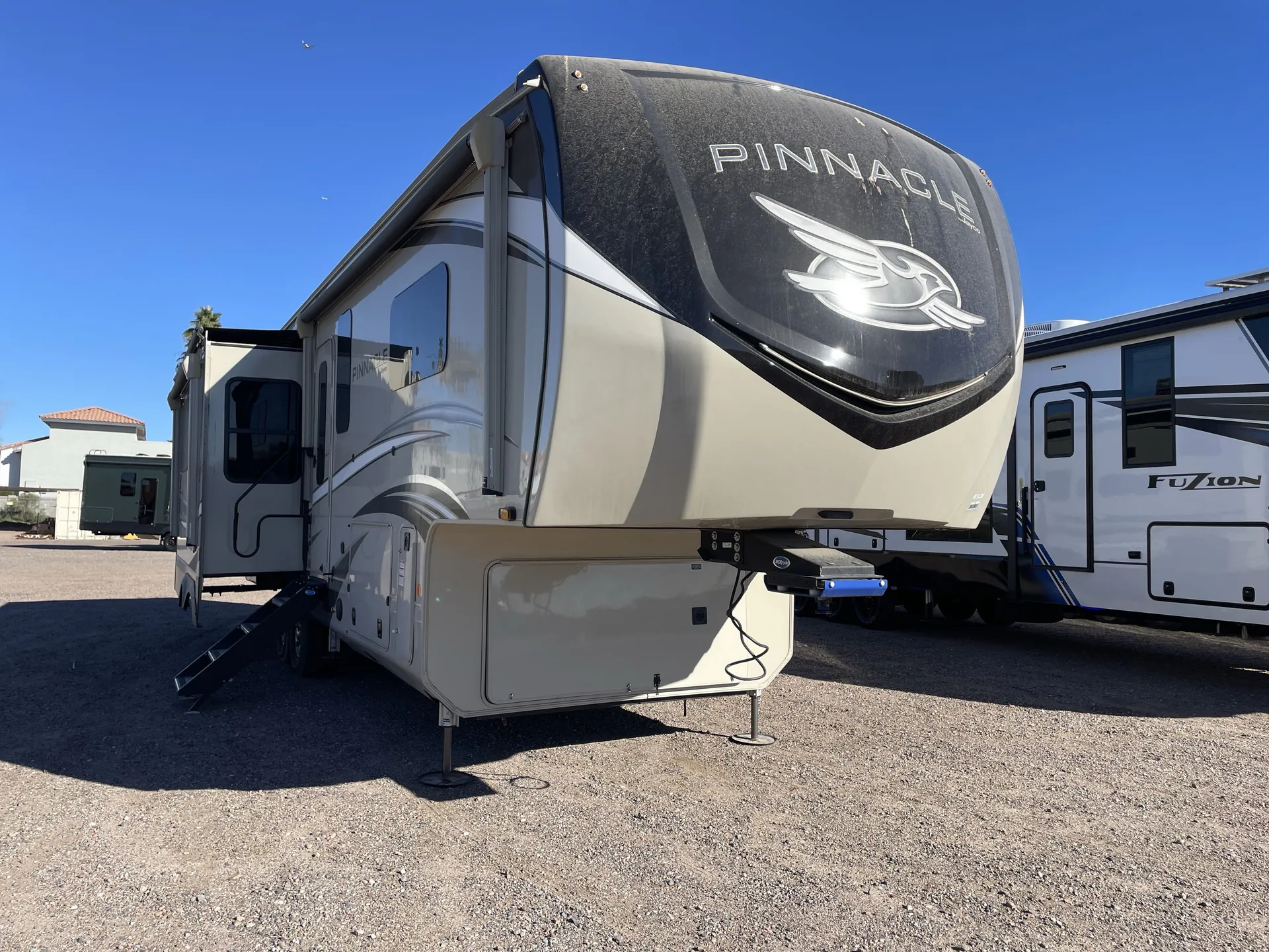 2022 Jayco Pinnacle 32RLTS - Photo 2