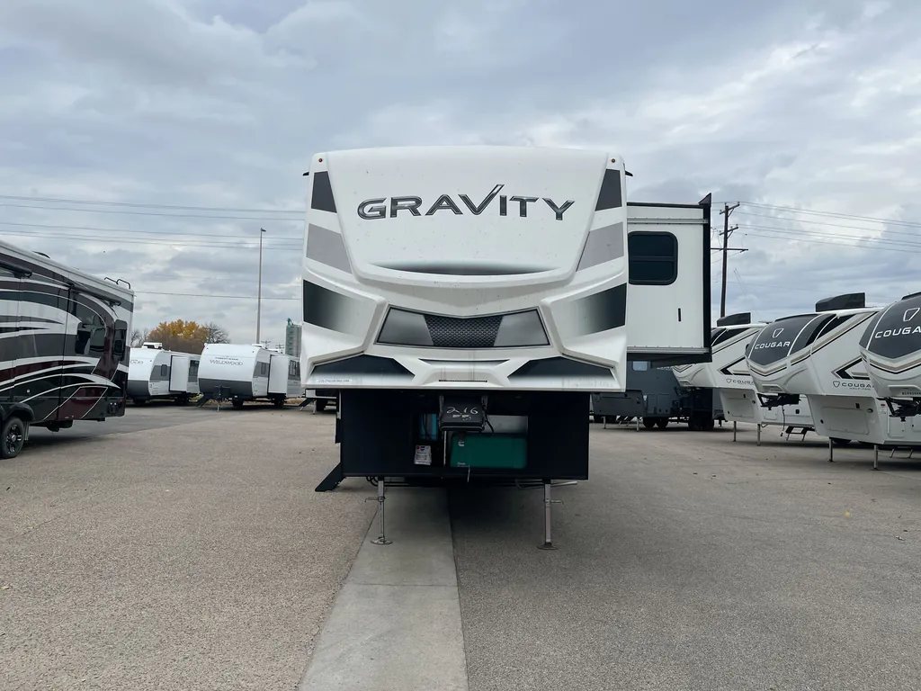 2023 Heartland Gravity 3950, Photos photo 4