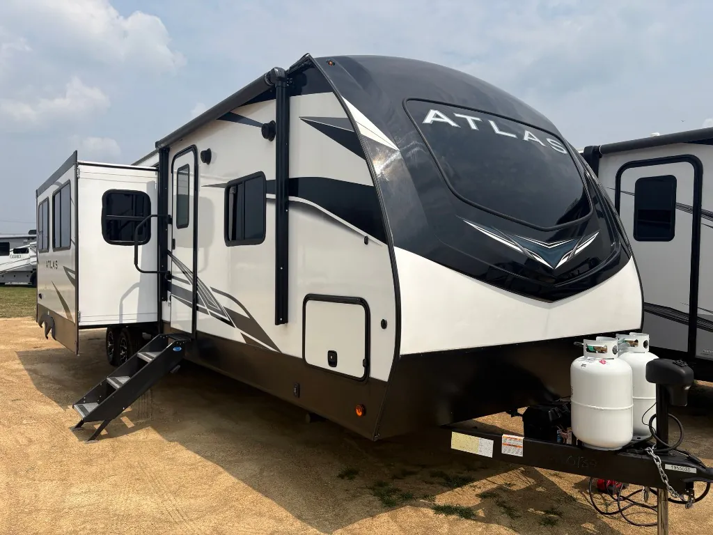 2022 Dutchmen Atlas 3382BH - Photo 2