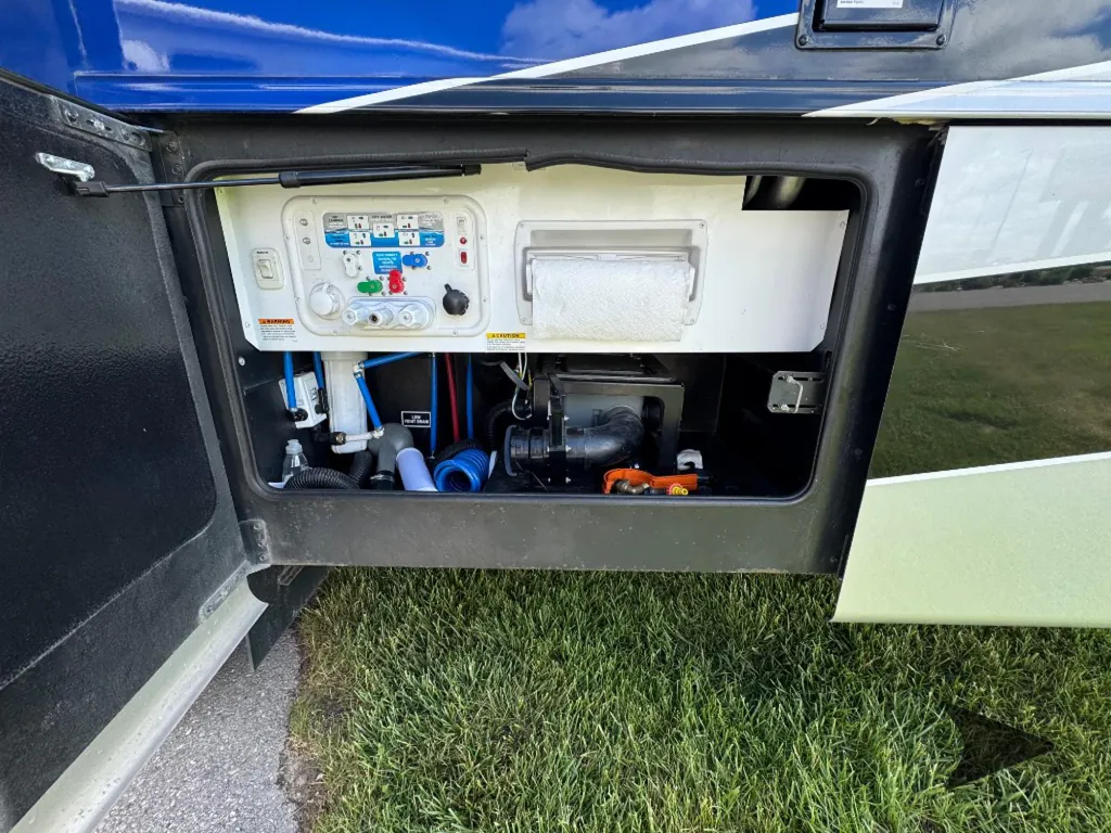 2022 Entegra Coach Accolade 37K, Photos photo 19