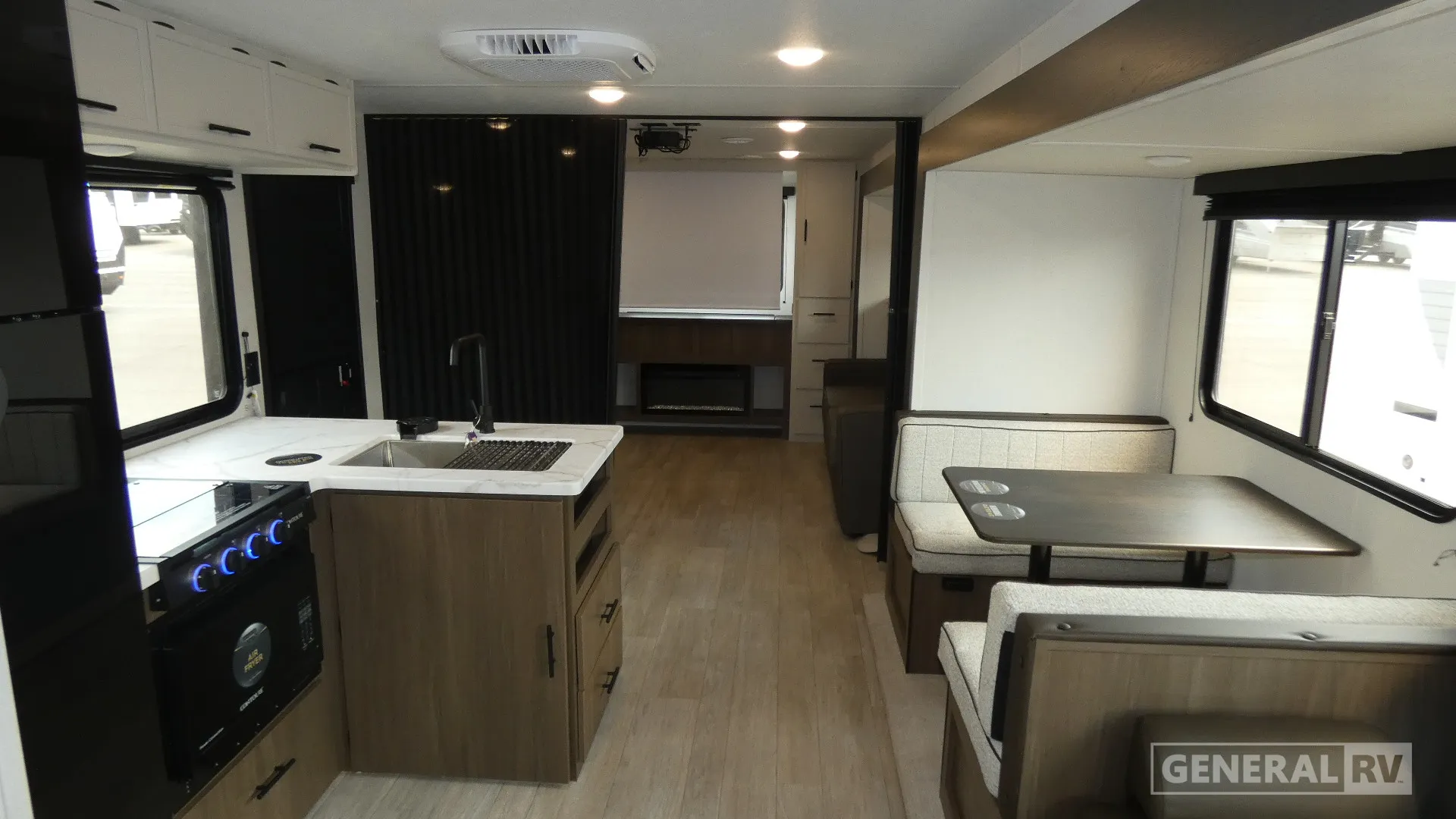 2027 Prime Time RV Avenger 30PO - Photo 3