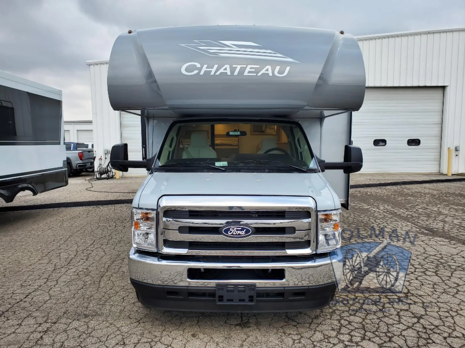 2026 Thor Motor Coach Chateau 31H - Photo 3