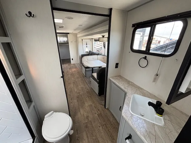 2022 Forest River Vibe 28BH, Photos photo 28