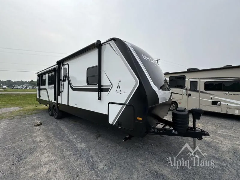 2026 Grand Design Imagine 2970RL - Photo 2