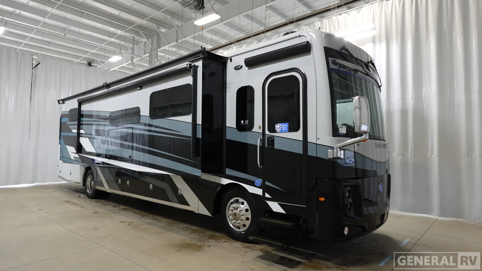 2026 Holiday Rambler Endeavor 38W - Photo 2