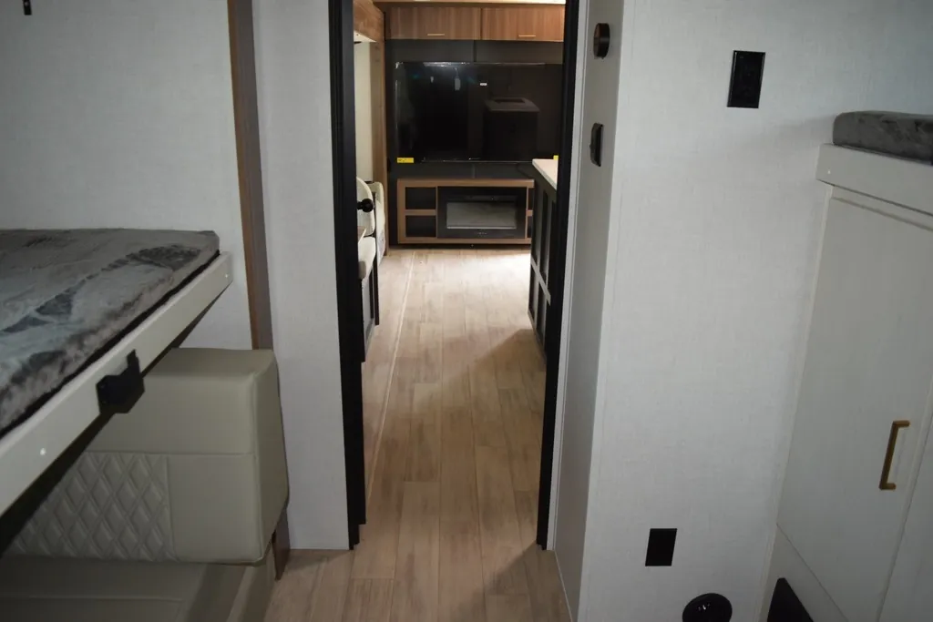 2027 Forest River Vibe 3400BH, Photos photo 22